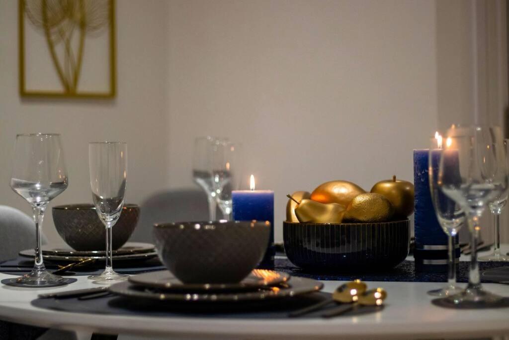 Luxury Oasis Appartement Londen Buitenkant foto