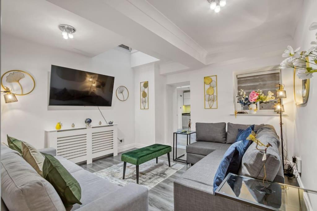 Luxury Oasis Appartement Londen Buitenkant foto