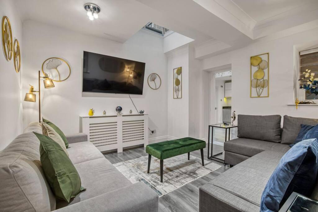 Luxury Oasis Appartement Londen Buitenkant foto