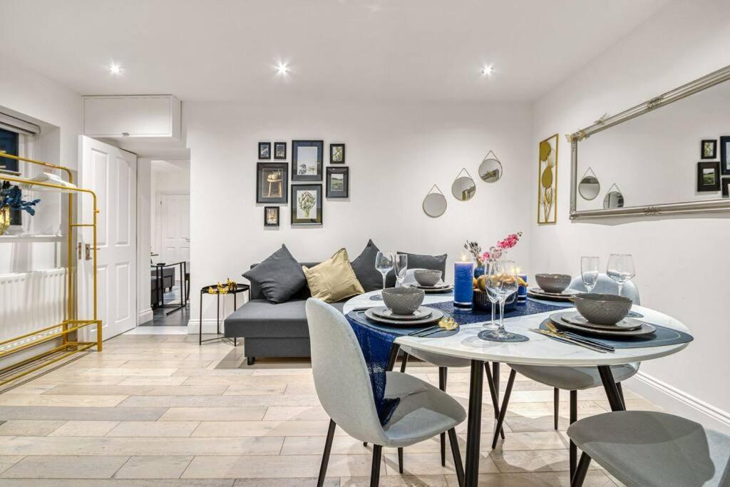 Luxury Oasis Appartement Londen Buitenkant foto